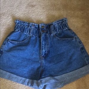 NWOT DENIM PAPER BAG SHORTS